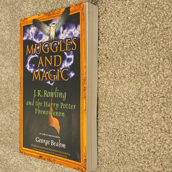 Muggles and Magic Book By J.K. Rowling & The Harry Potter Phenomenon 2004 Copy - Picture 4 of 7